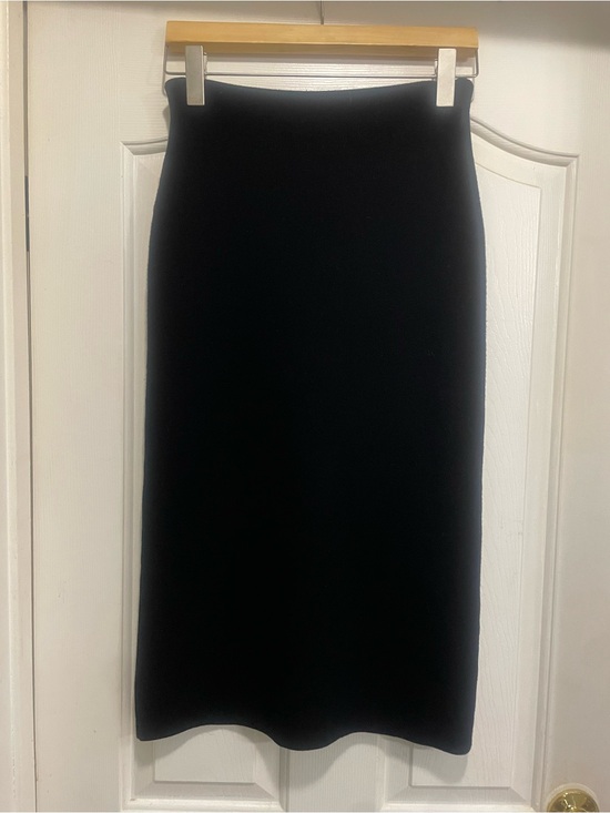 Zara Dresses & Skirts - Zara Black Knit Midi Pencil Skirt – Size Medium – High Waist